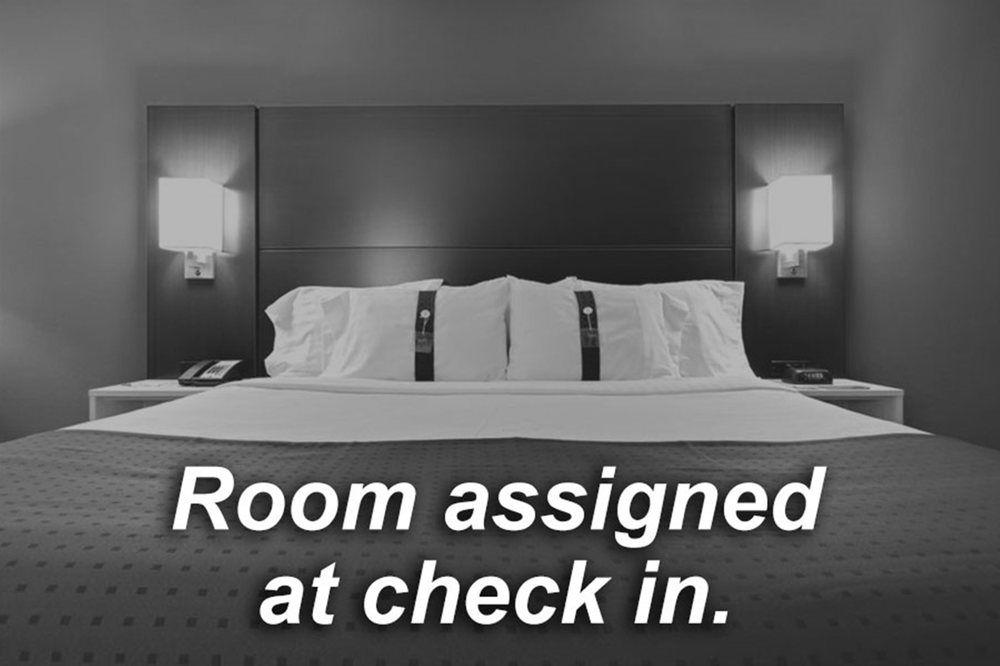 Holiday Inn Express Hotel & Suites Concordia Us 81 By Ihg Buitenkant foto